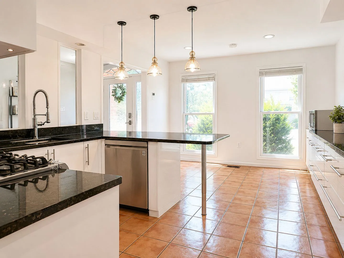 12117 Gatewater Dr — Photo 4