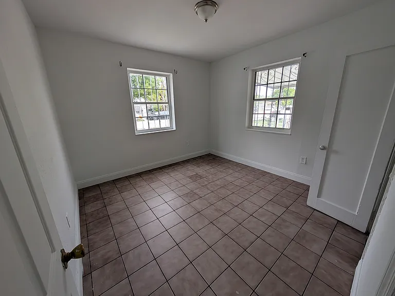 1786 NW 18th St #1 — Photo 8
