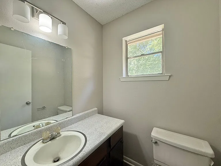 12402 Gentry Triplex — Photo 10