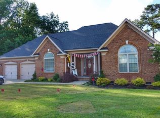 3200 Dove Hunter Cir, Fayetteville, NC 28306
