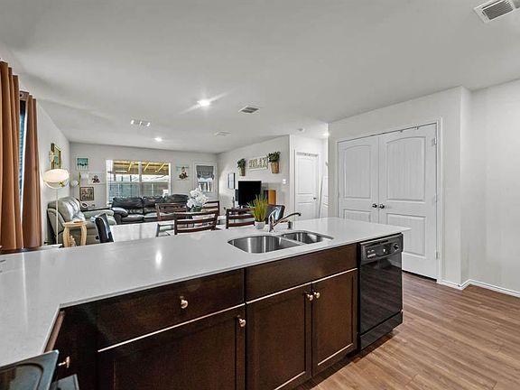 4th image of 1204 N 12th St