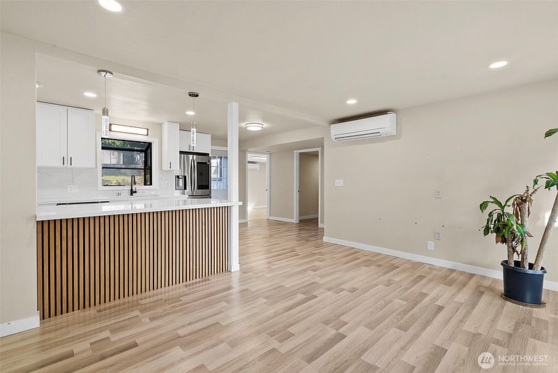 3rd image of 3012 SW 102nd Street