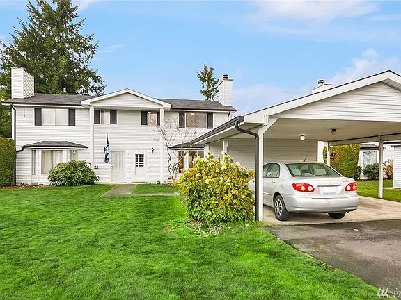 2nd image of 3625 I St SE #4B