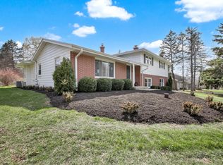 19255 Gebhardt ROAD, Brookfield, WI