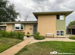 12712 Park Lane Dr, Aurora, CO 80011