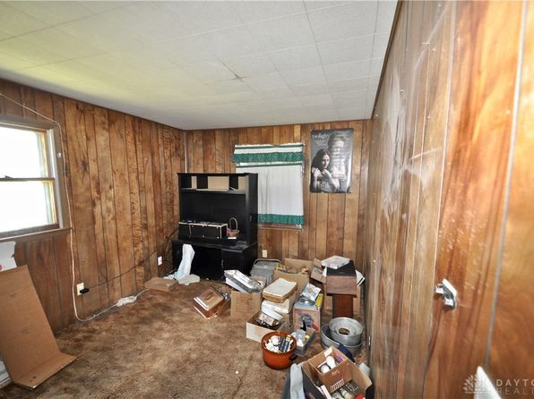 10609 Verona Rd, Lewisburg, OH 45338