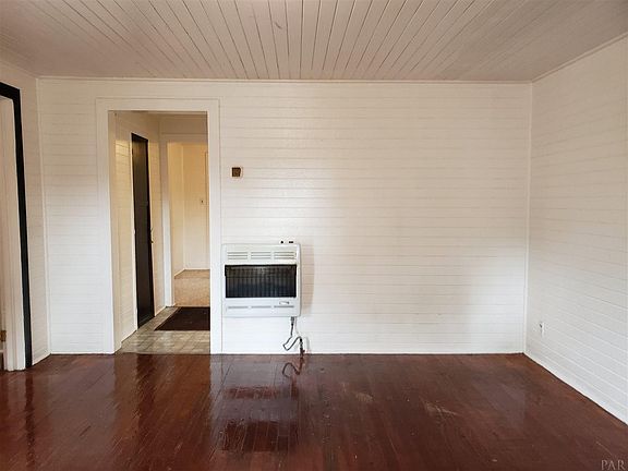 2nd image of 600 E Fisher St