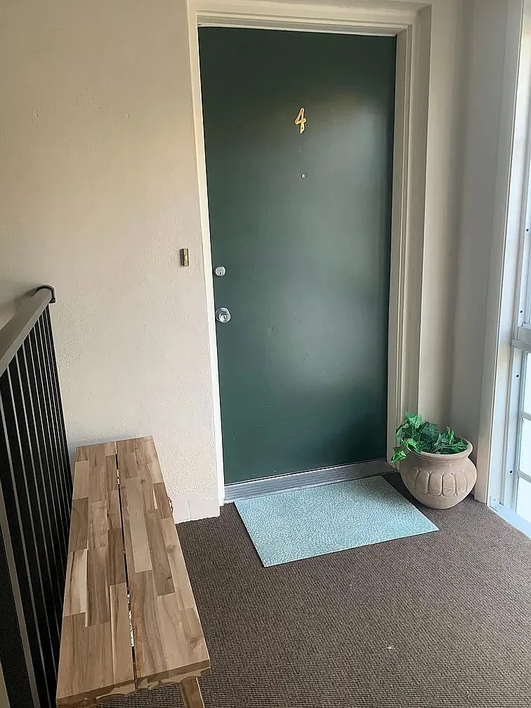 2 bed, 1700 sqft, $2,500 — Photo 2