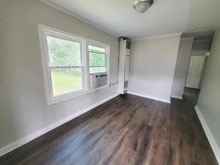 107 Loftin St #B — Photo 4