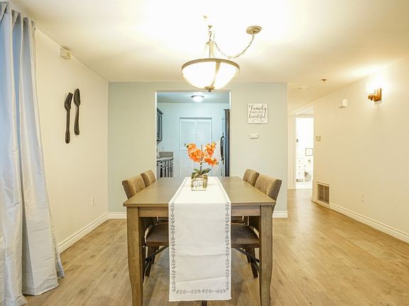 3rd image of 711 Bridewell St APT 1