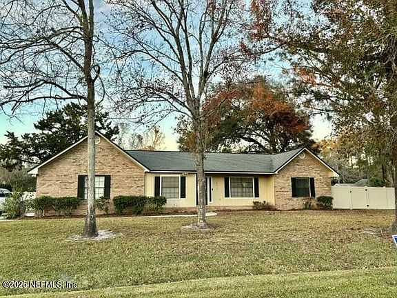 2nd image of 1471 FOREST Lane