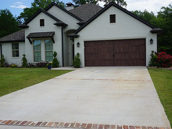 2nd image of 7312 Flat Rock Ln