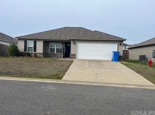 21 Summer Breeze Rd, Conway, AR 72032