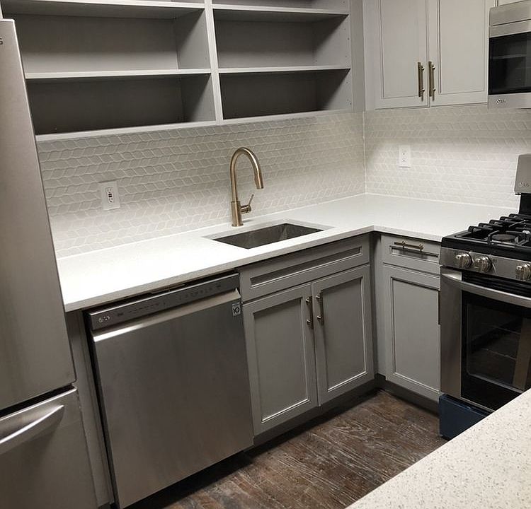 1st image of 452 Carlton Ave #1