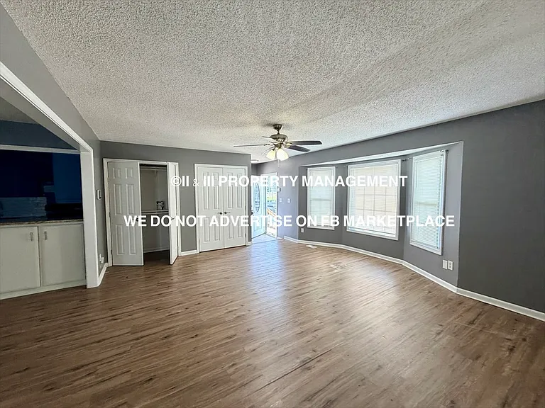 14011 Dunbar Ct — Photo 4