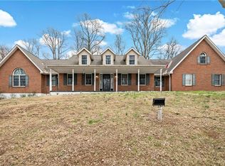 1849 Alder Ln, Bethlehem, PA 18015