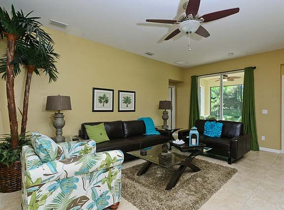 3rd image of 2419 Caraway Dr Unit 3