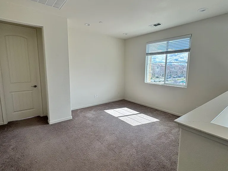4389 Natomas Central Dr — Photo 13