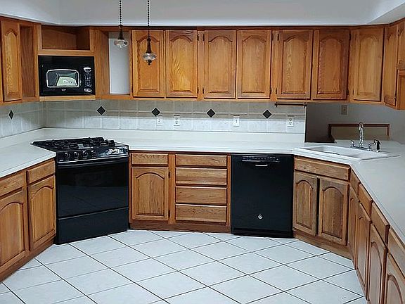 2nd image of 5901 NW 97th St