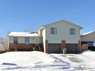3410 Monterey Dr, Rock Springs, WY 82901