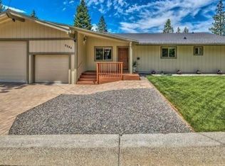 2384 Lupine Trl, South Lake Tahoe, CA 96150