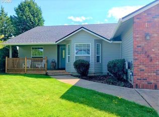 1303 SE 10th Ave, Canby, OR 97013