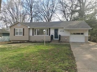 4716 S Crysler Dr, Independence, MO 64055