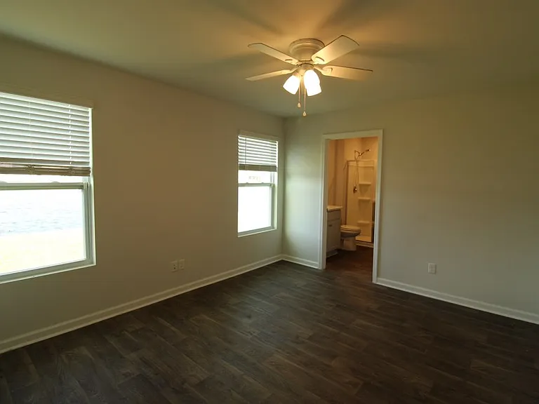 507 Autumns Wood Cir W — Photo 7
