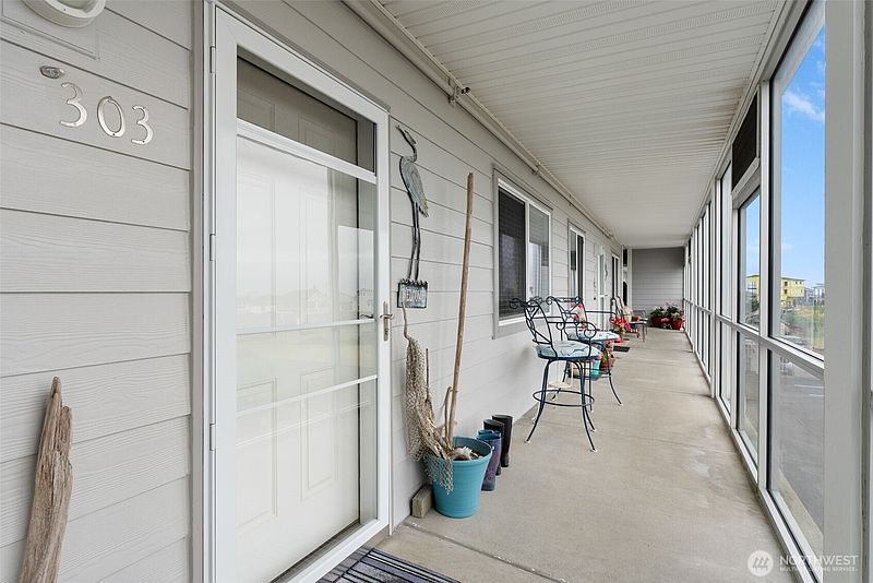3rd image of 401 Westport View SW #303