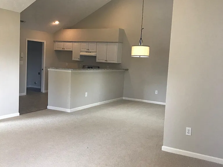 4402 Orchard Trce — Photo 4
