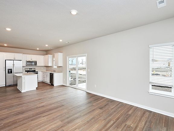4th image of 9598 Capstone Ct