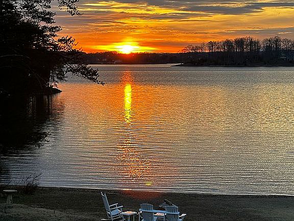 2nd image of 1064 Lake Estates Dr