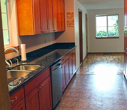 5th image of 10202 Wauna St SW