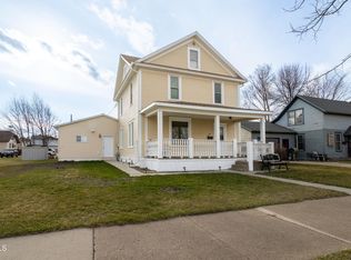227 4th Ave NW, Valley City, ND 58072