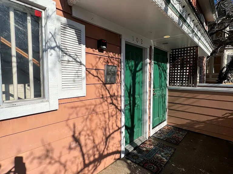 102 Richardson St — Photo 8