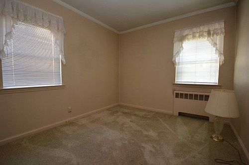 5th image of 81 Leslie Ln