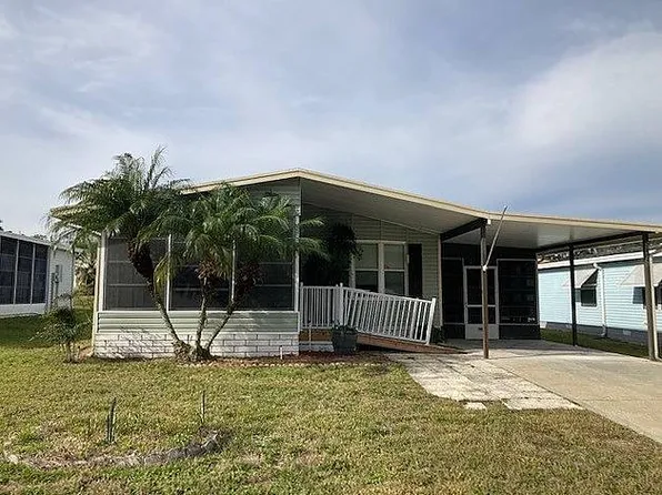 28421 Hazeltop Ct, Leesburg, FL 34748