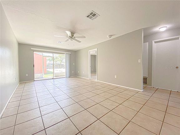 3rd image of 888 42nd St