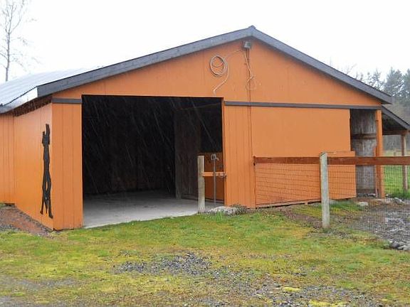 Barn & Areanas