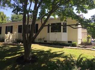 607 York Ln SE, Leesburg, VA