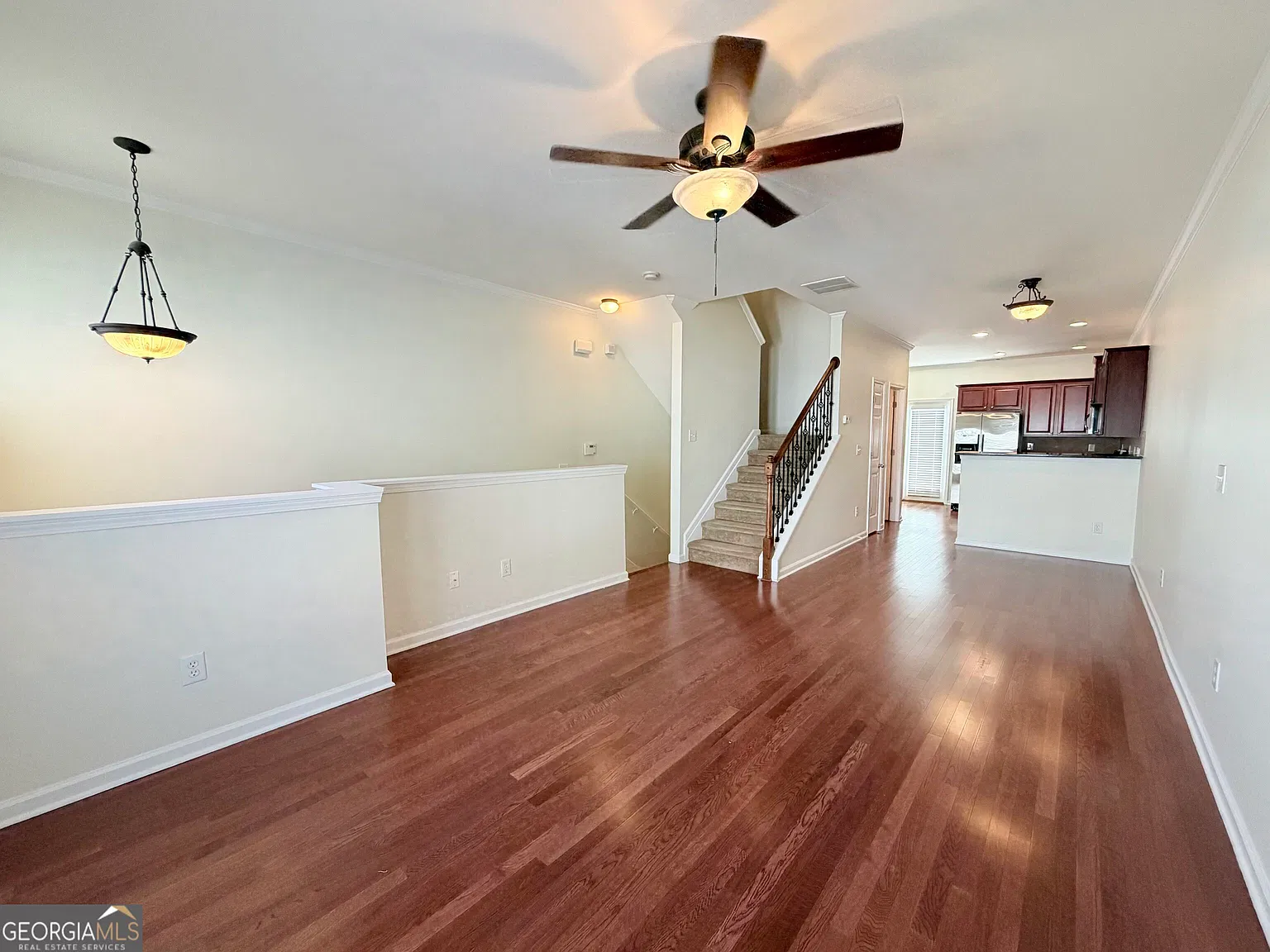 3 bed, 3.5 bath, 1824 sqft, $2,575 — Photo 4