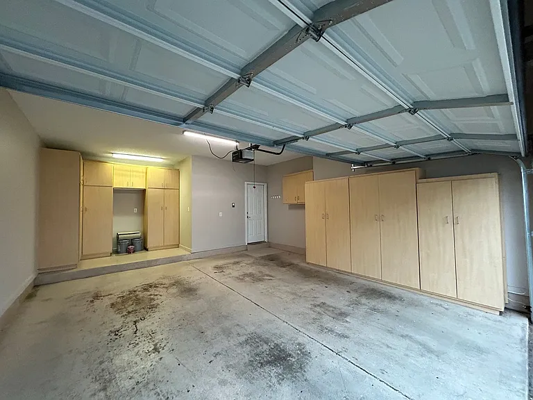 1390 Island Town Dr — Photo 29