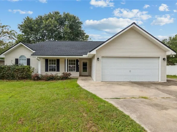 42 Gabby St, Folkston, GA 31537