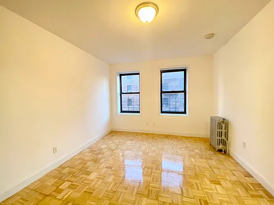 Rented by Bruma Realty LLC | media 3