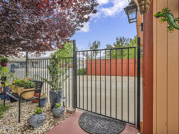 4th image of 3128 Gordonia Dr