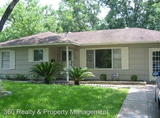 6410 Ridgeway Dr, Houston, TX 77087