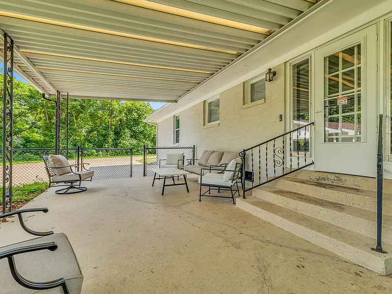 518 Twin Oak Dr — Photo 35
