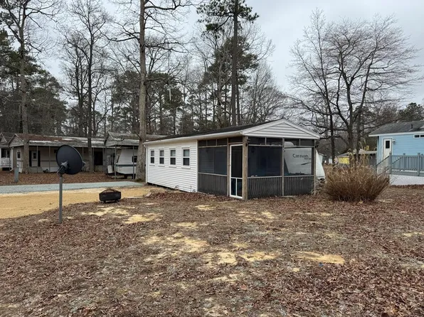 598 Pintail Dr, Horntown, VA 23395