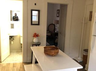 8 Pearl St #1, Burlington, VT 05401