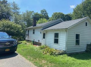 17 Omacdon Ln, Stanfordville, NY 12581